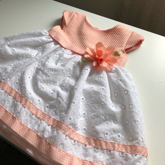 2T Girls: Flower Spring Dress - Picture 3 of 5